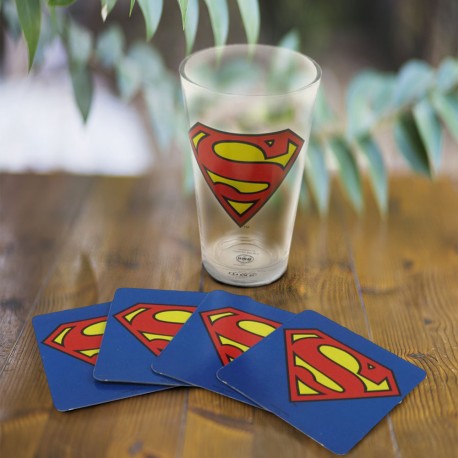 maxi-verre-superman-et-quatre-sous-verres