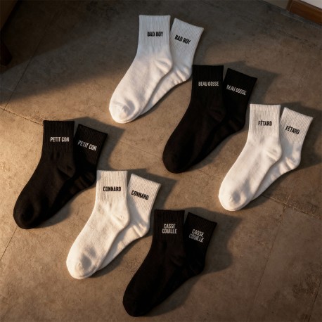 coffret-trio-chaussettes-homme-noires-et-blanches-fantaisie