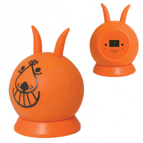 Découvrez ce réveil insolite, en forme de ballon sauteur orange, qui va vous réveiller et vous mettre de bonne humeur… Pour arrêter son alarme, faites-le rebondir sur le sol ou contre un mur !
