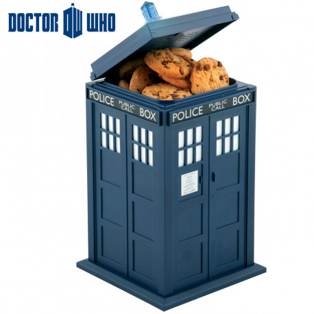 Une boîte à gâteaux sonore pour piéger les gourmands... Un accessoire geek et chic, avec effets lumineux et sonores, pour les fans de Doctor Who ! Miam Miam !