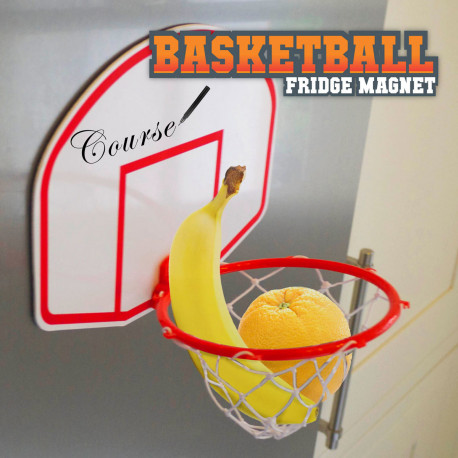 Sport et originalité ne font qu'un avec le tableau magnétique basketball pour frigo... Inscrivez votre liste de courses sur sa surface blanche et déposez quelques fruits dans le panier pour faire de cet accessoire de cuisine un objet insolite !