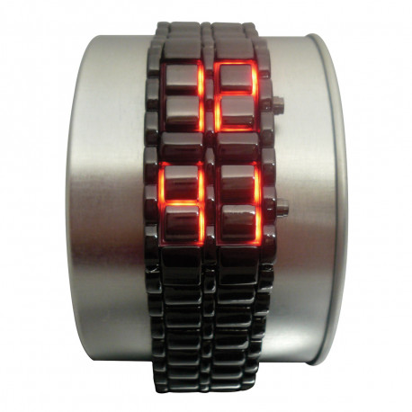 cette montre sci-fi à leds est le cadeau idéal pour les hommes branchés au look moderne