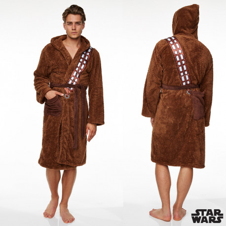 le peignoir chewbacca star wars,cadeau geek très confortable et moelleux pour plaire aux fans de la saga