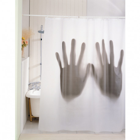 Un rideau de douche représentant deux mains