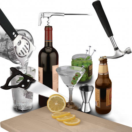 Offrez ce set à cocktails façon caisse à outils de bricolage à tous ceux qui aiment créer leurs propres apéritifs… Insolite, original et utile, ce cadeau apéro renferme de nombreux outils à cocktails !