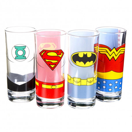 Buvez geek avec ces quatre verres Justice League of America… Les super-héros Superman, Green Lantern, Wonder Woman et Batman vont ravir tous les fans de comics ! Un chouette cadeau geek !