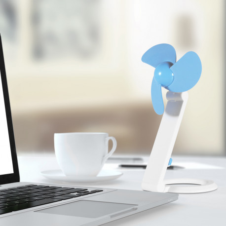 Voilà le nouvel accessoire de bureau qu’il vous faut : le ventilateur Usb rétractable ! Plein de ressources, ce gadget Usb non dénué d’originalité va vous aérer efficacement… Parfait pour les geeks qui passent du temps sur leur ordinateur !