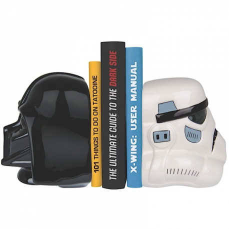 Ces serre-livres so geeks Star Wars en céramique protégeront efficacement votre précieuse collection de livres geeks… Cet élément de déco mettant à l’honneur Stormtrooper et Dark Vador sera parfait dans votre bibliothèque !