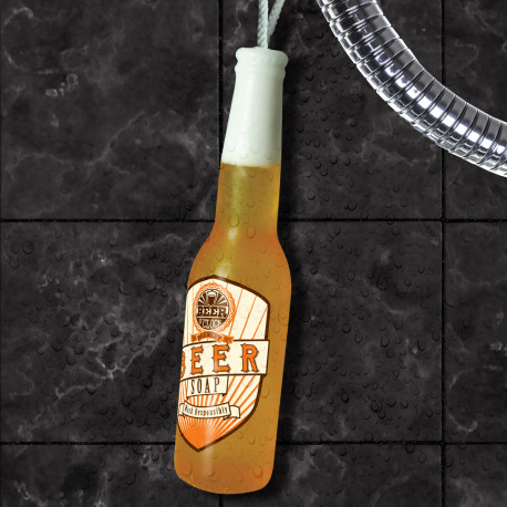 Le savon en forme de bouteille de bière