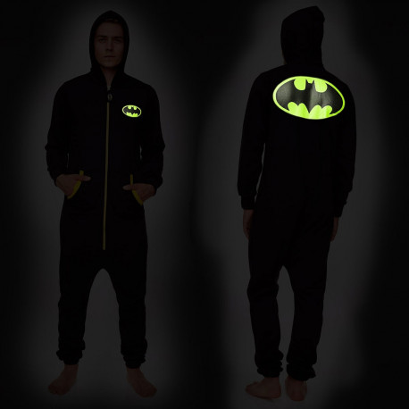 Une combinaison phosphorescente batman