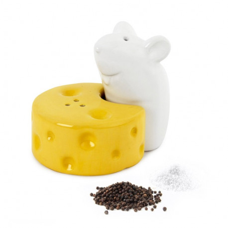 Invitez un peu d’humour et de fantaisie sur votre table avec ce mini set souris / fromage en guise de salière et poivrière ! Ce petit cadeau rigolo et insolite est fabriqué en céramique de qualité…