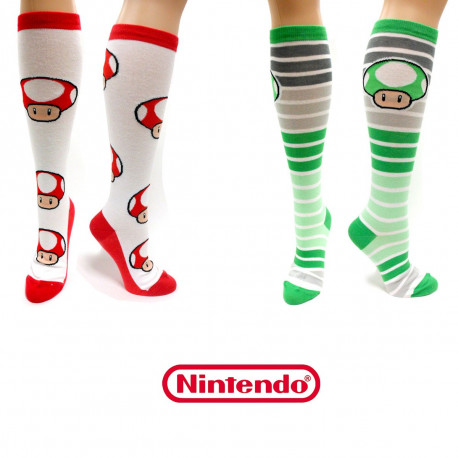 Cette paire de chaussettes montantes met à l’honneur les mushroom Toad, tout droit sortis du jeu vidéo Super Mario Bros